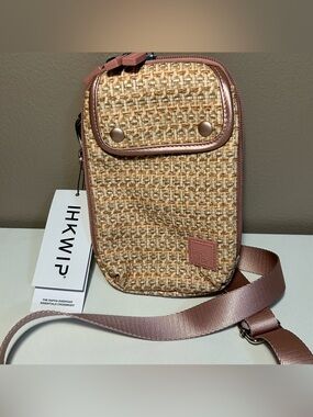 IHKWIP Brand New Everyday Essentials Crossbody Raffia Bag Small Patent Trim Pink